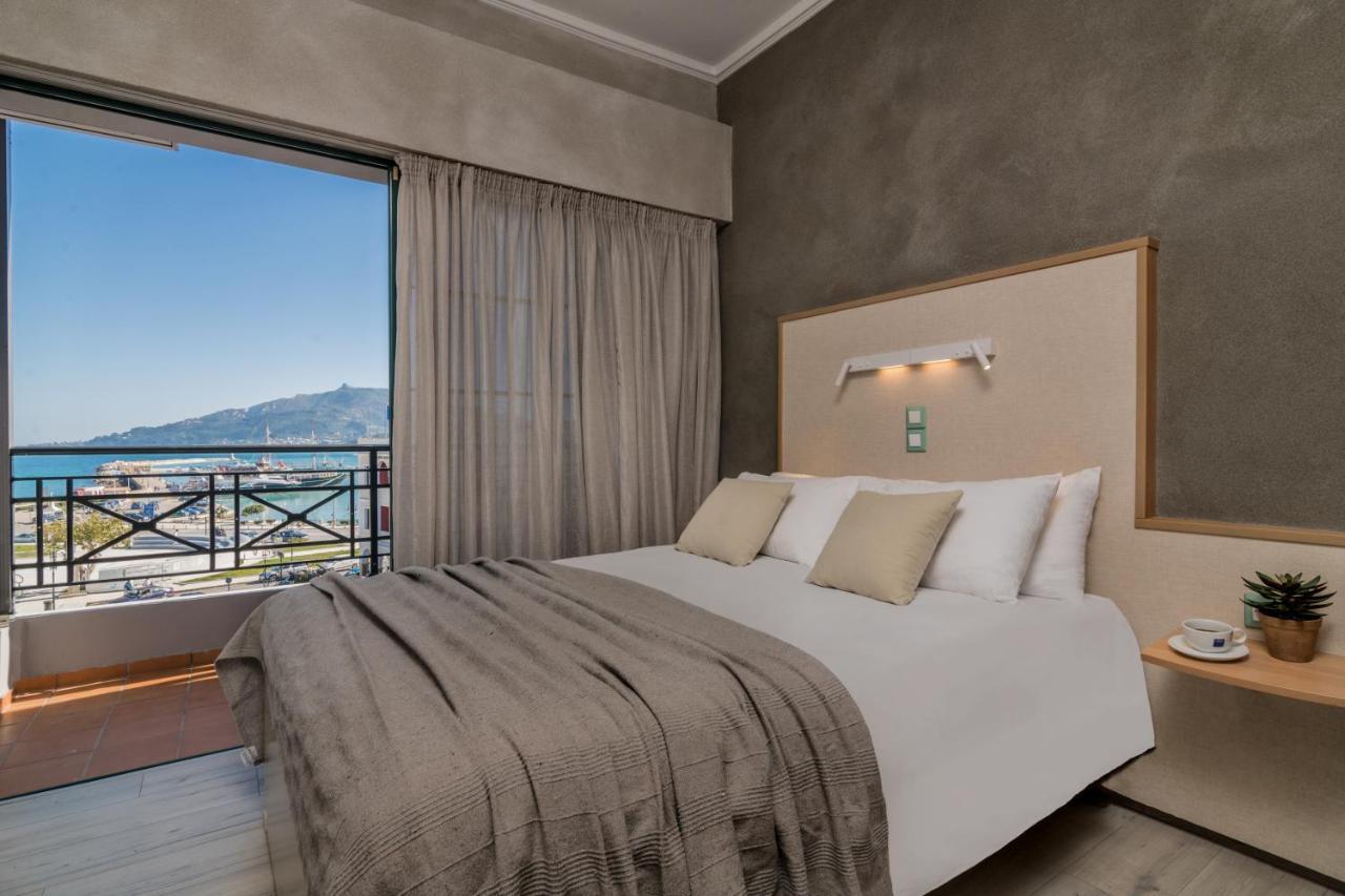 Phoenix Hotel Zakynthos Town Exterior photo
