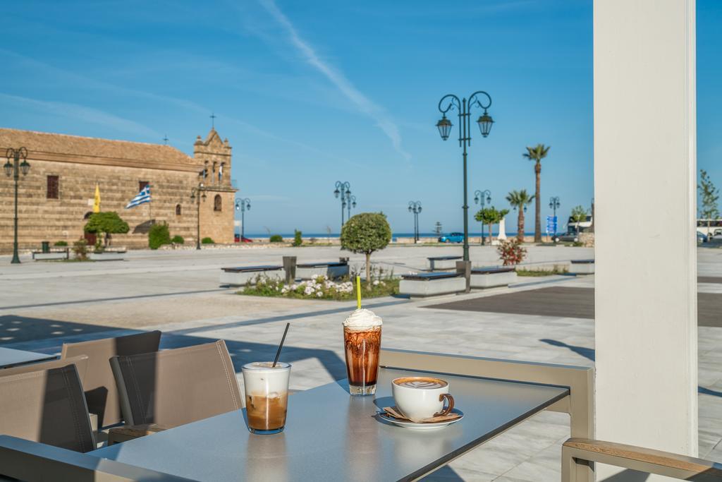 Phoenix Hotel Zakynthos Town Exterior photo
