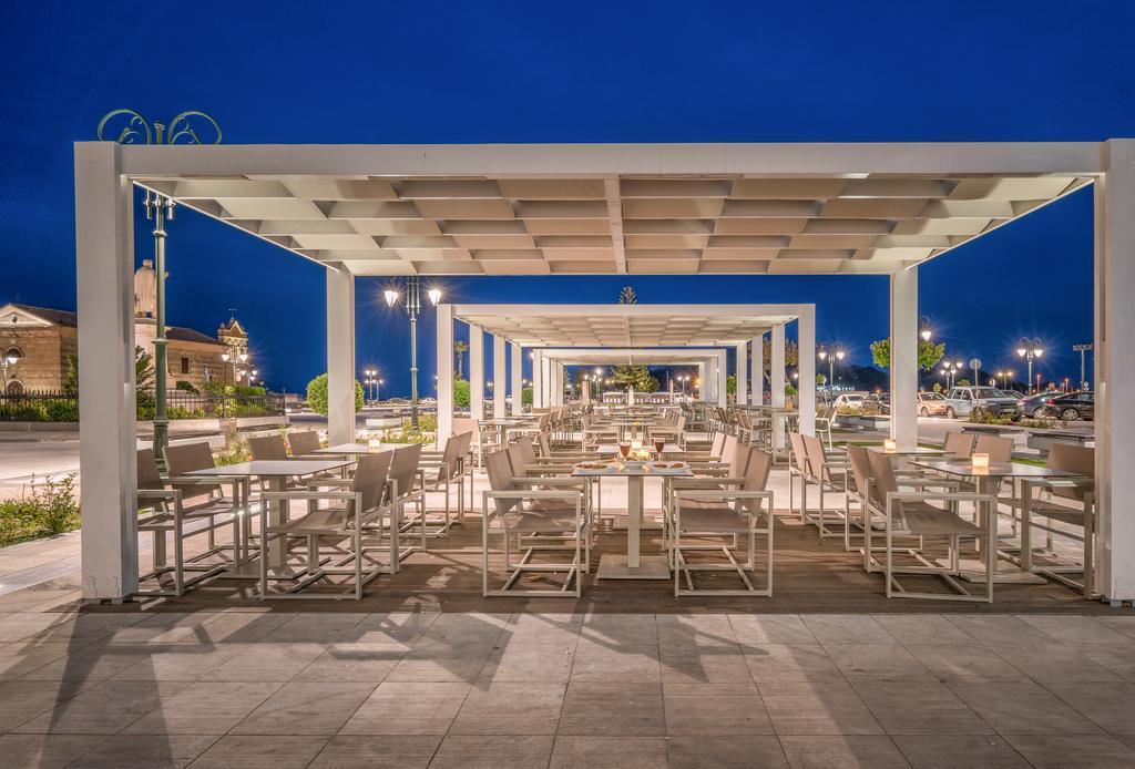 Phoenix Hotel Zakynthos Town Exterior photo