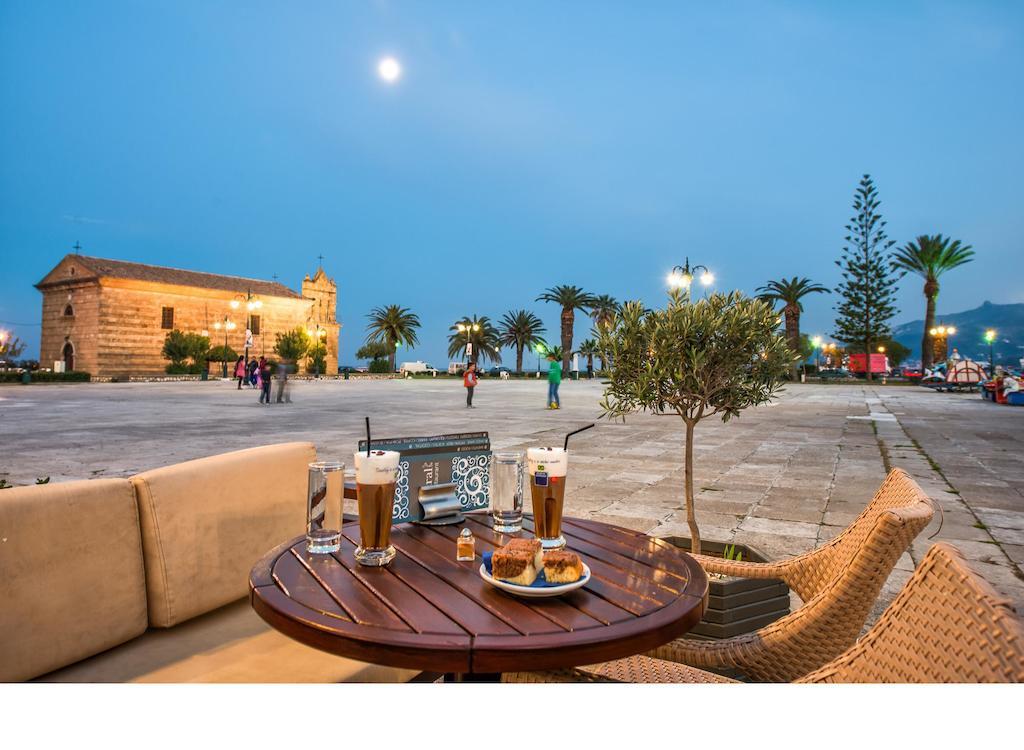 Phoenix Hotel Zakynthos Town Exterior photo